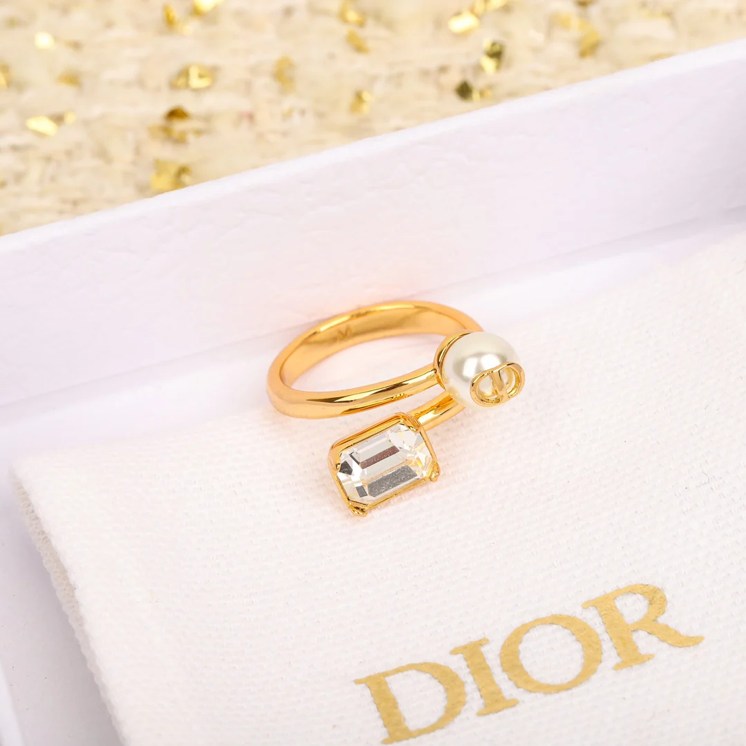 Кольцо Dior 028