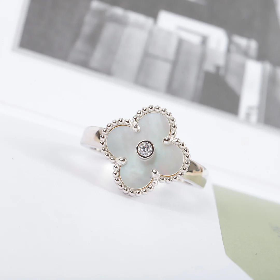 Ван Век - Кольцо 021