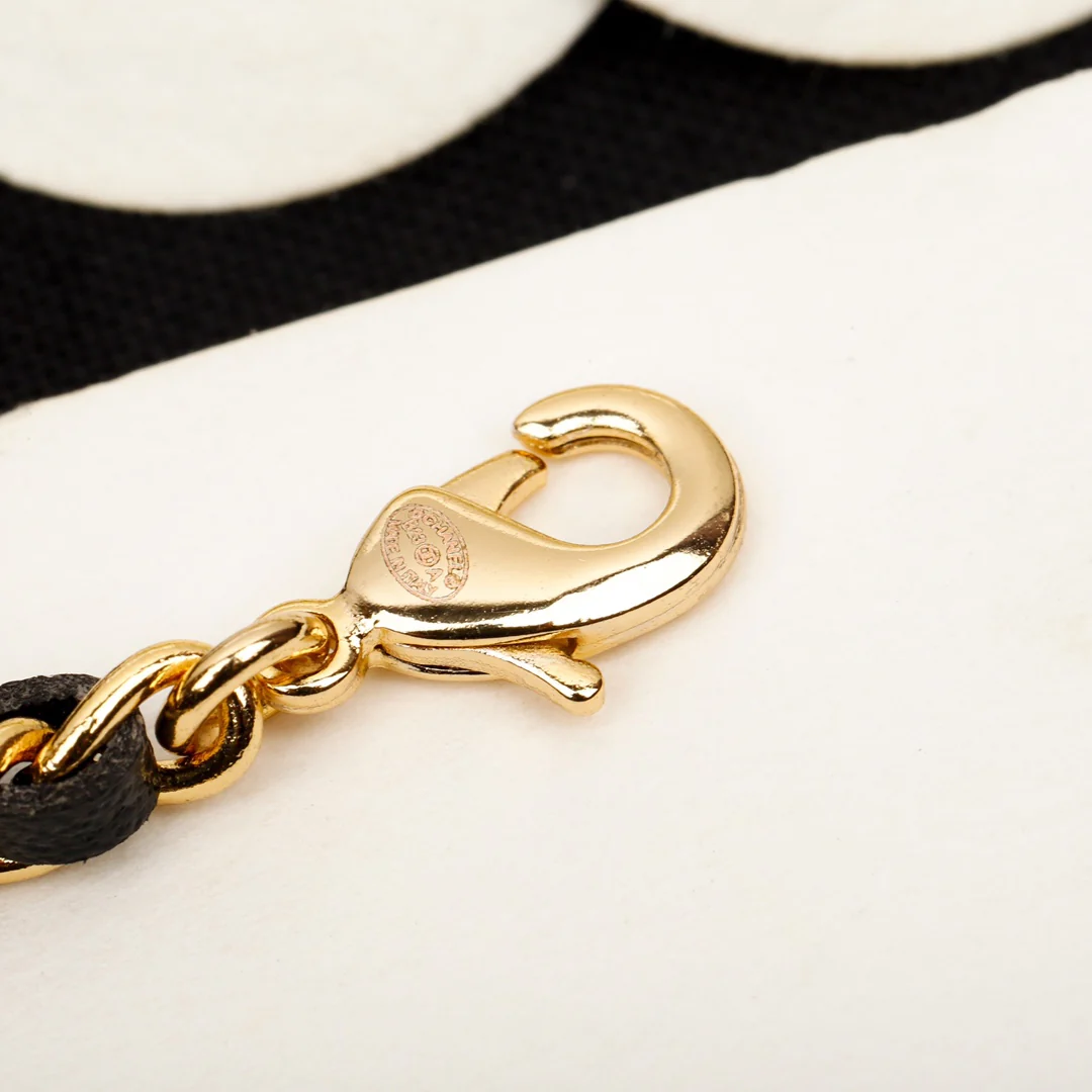 Chanel - Колье 372