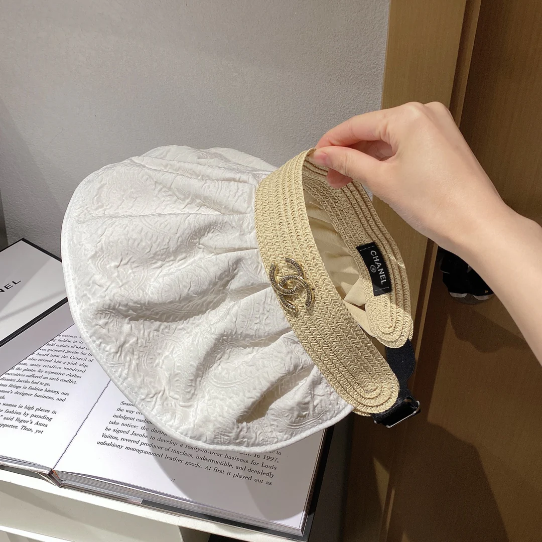 Chanel - Солнцезащитная шляпа - Шляпа с открытым верхом - Шляпа-ракушка - Белая