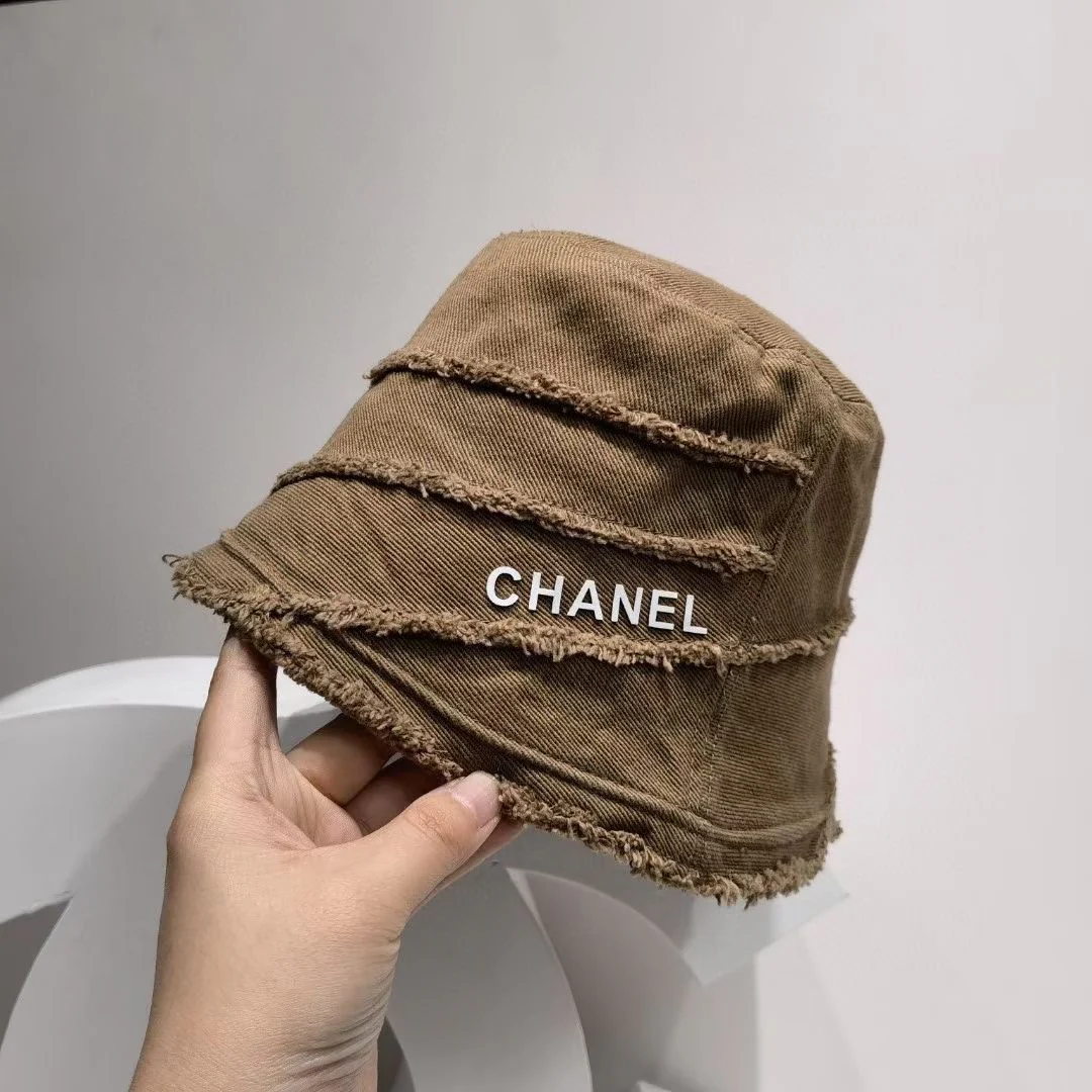 Новинка сезона весна/лето 2022 от Chanel - Рыбацкая шляпа