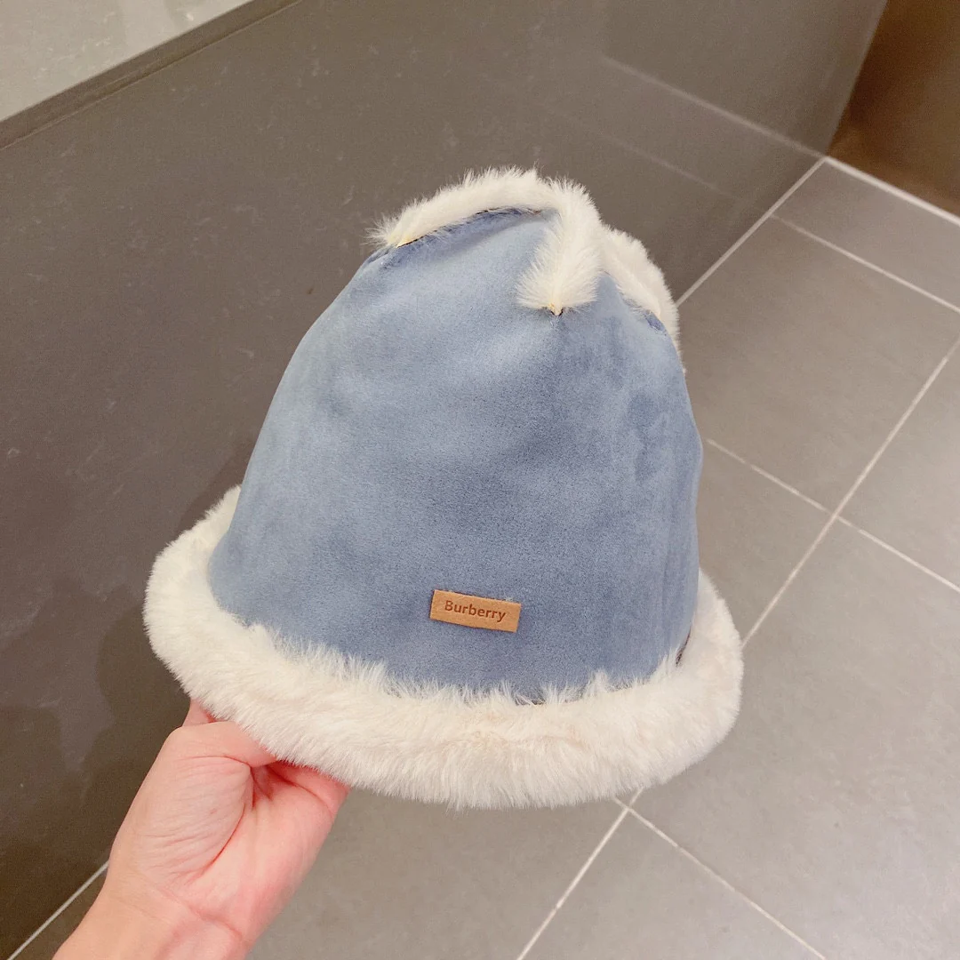 Burberry - Толстая кроличья меховая рыбацкая шляпа