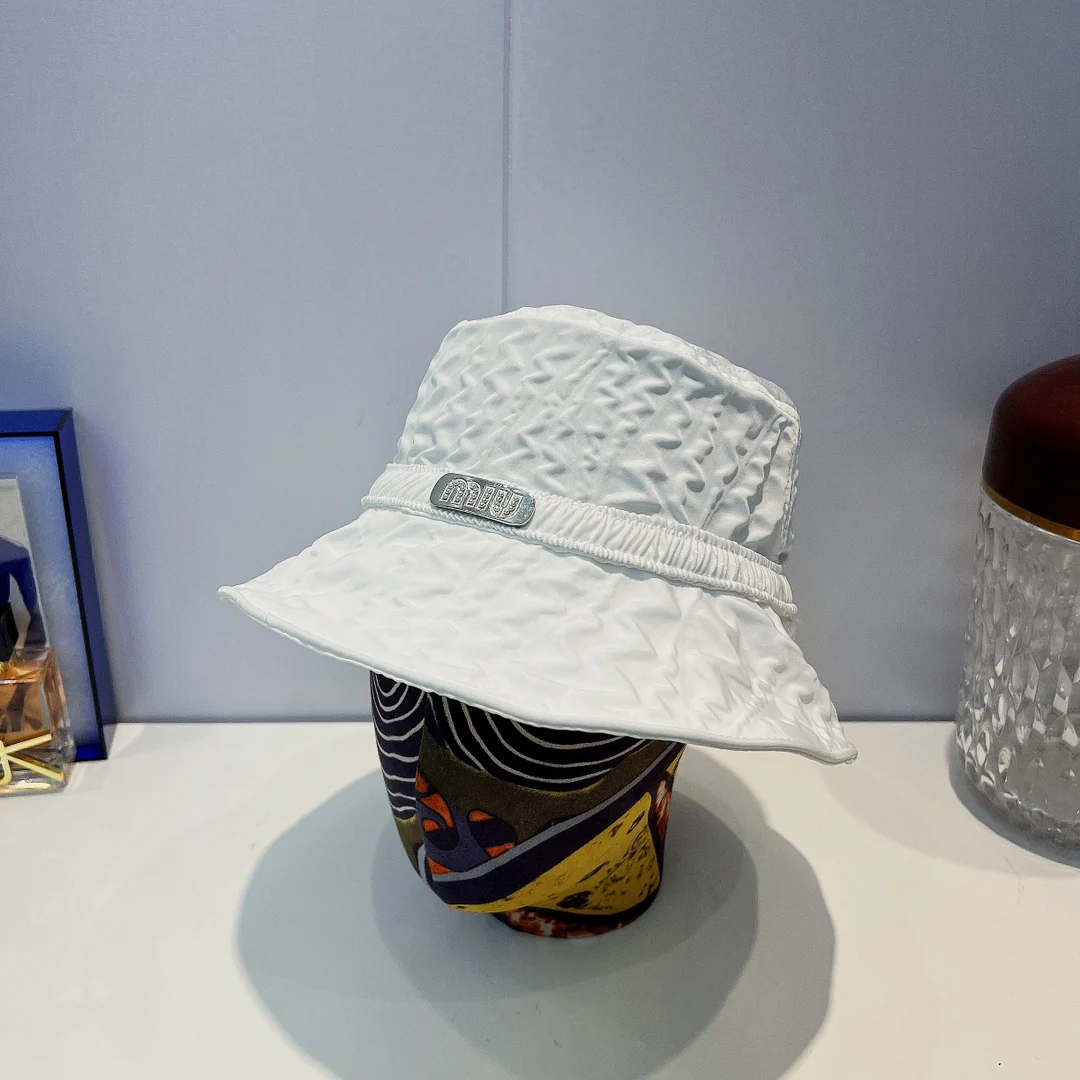 Панама Miu Miu из плиссированной ткани - складная - 3 цвета