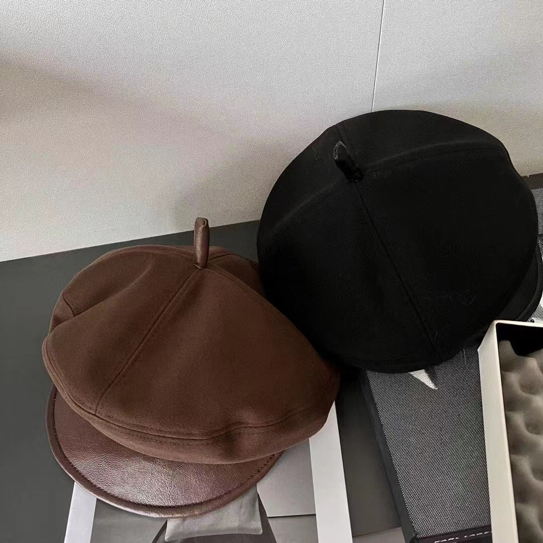 Кепка газетчика Святого И.