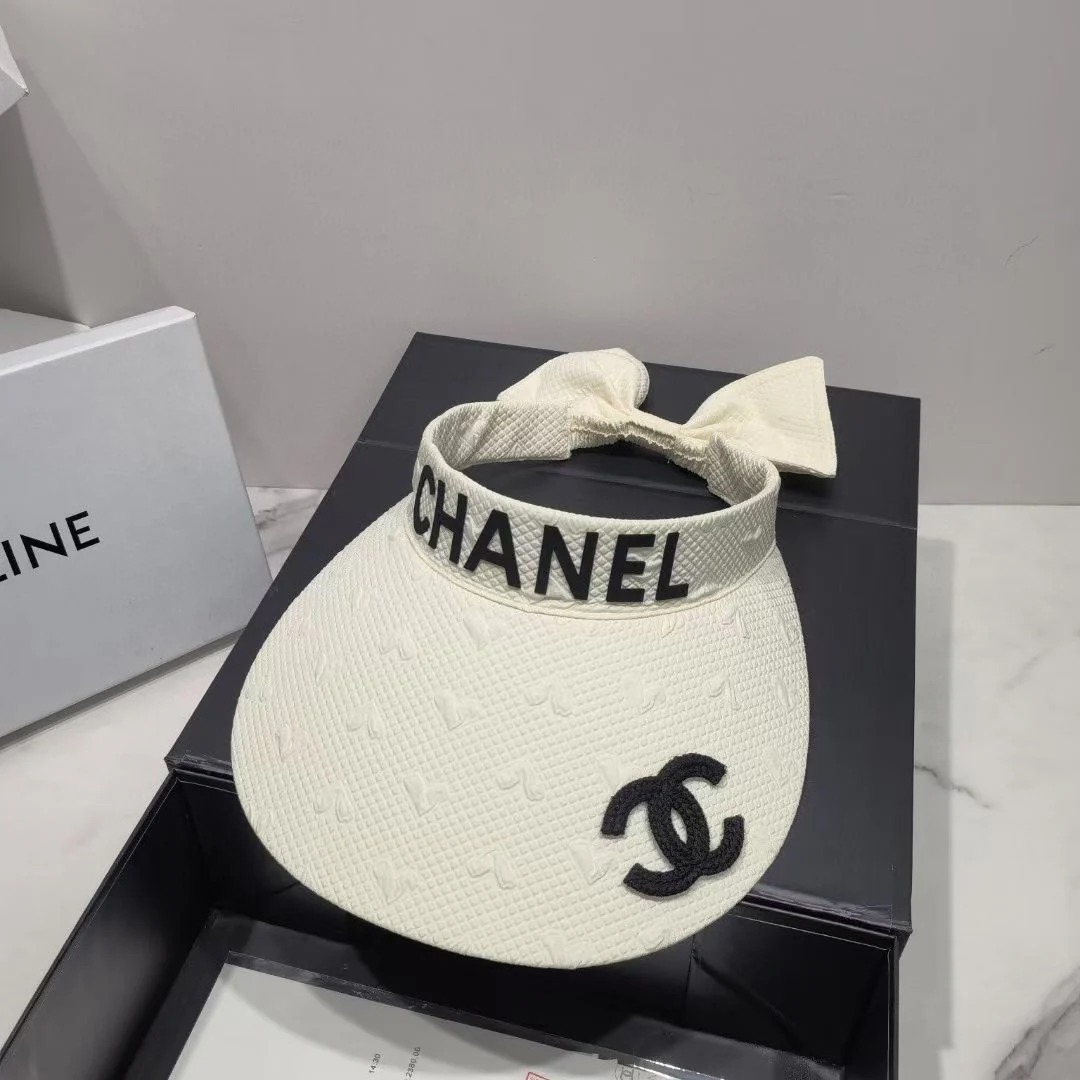 Солнцезащитная шляпа Chanel с открытым верхом - 7