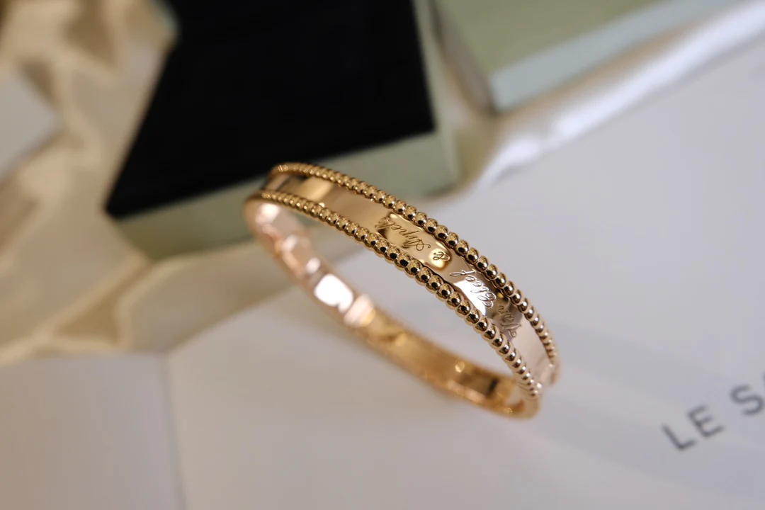 VCA-Браслет-4