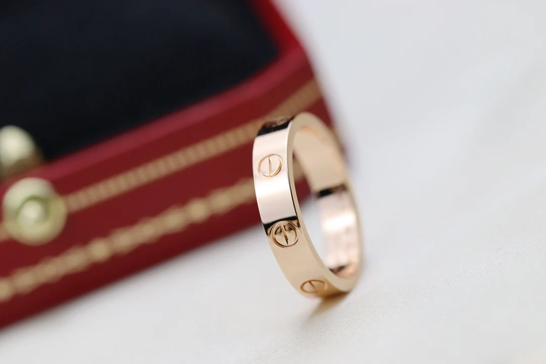 Тонкое кольцо Cartier Love - розовое золото - 3 бриллианта