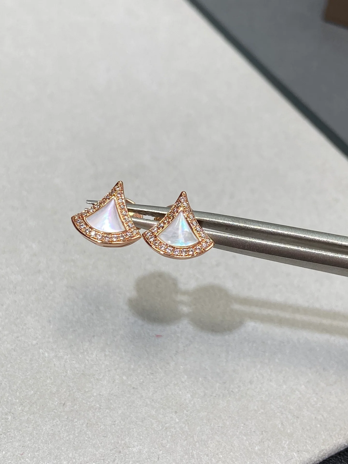 Серьги Bvlgari 039