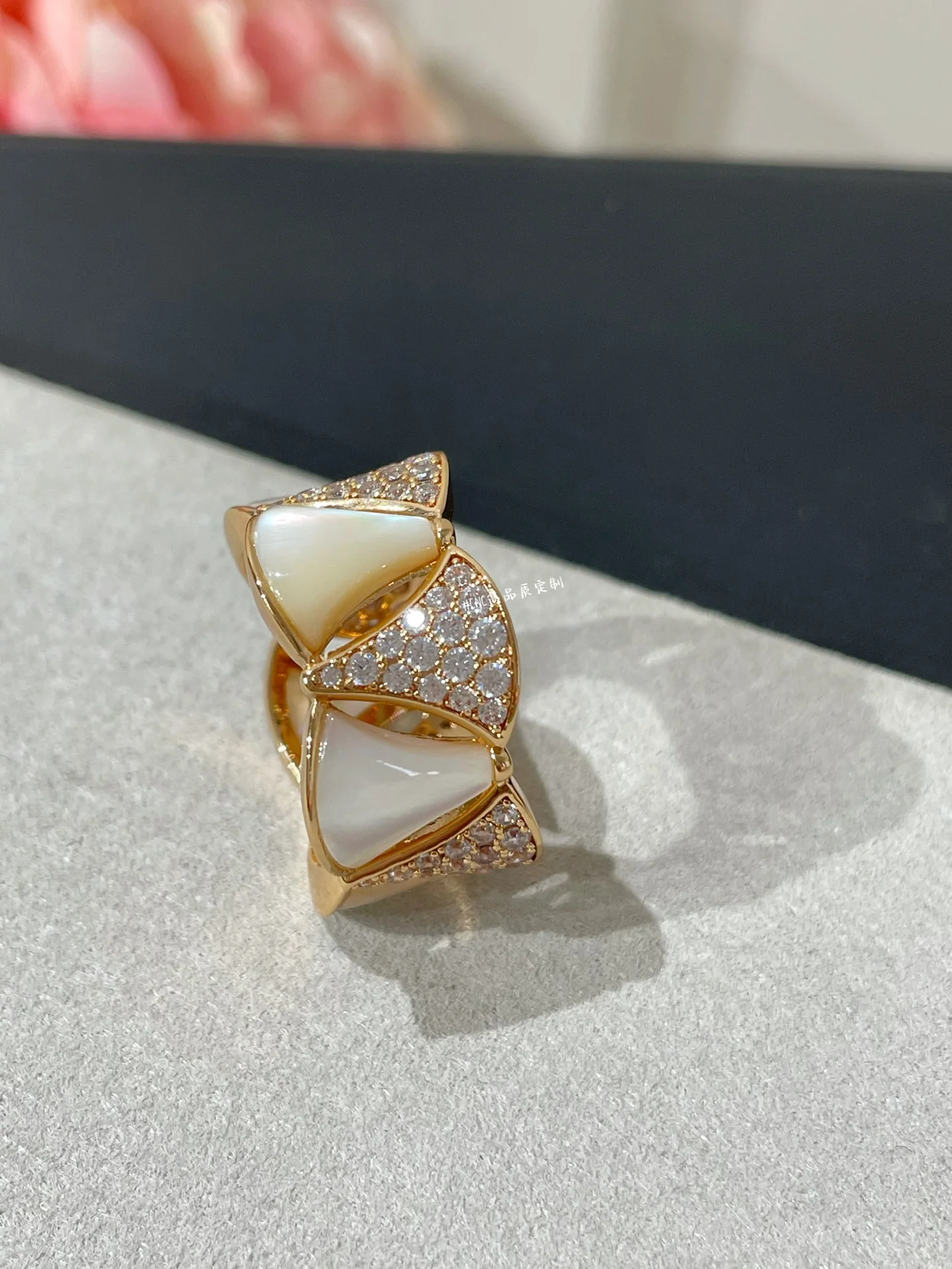 Кольцо Bvlgari 020