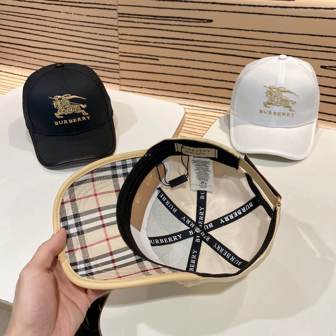 Бейсболка Burberry в простом британском стиле