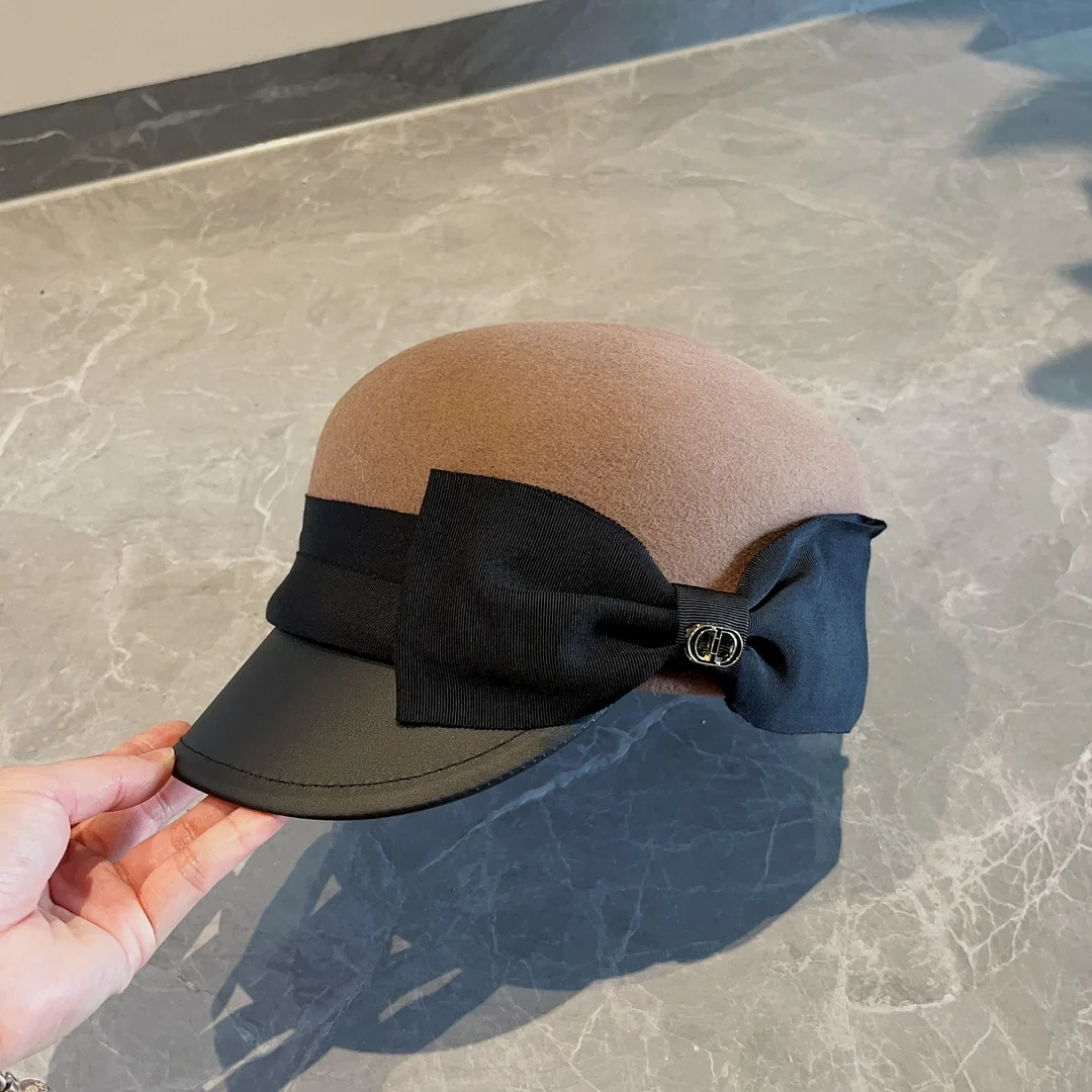 Шерстяная шапка-ушанка Dior осень/зима - Кофе