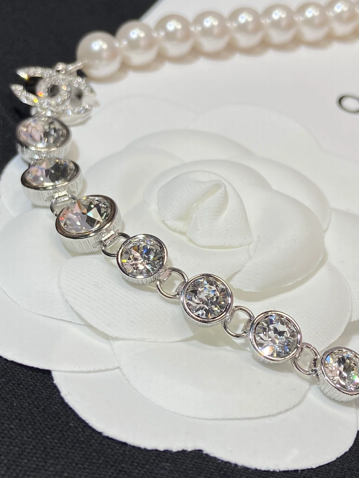 Chanel - Колье 435