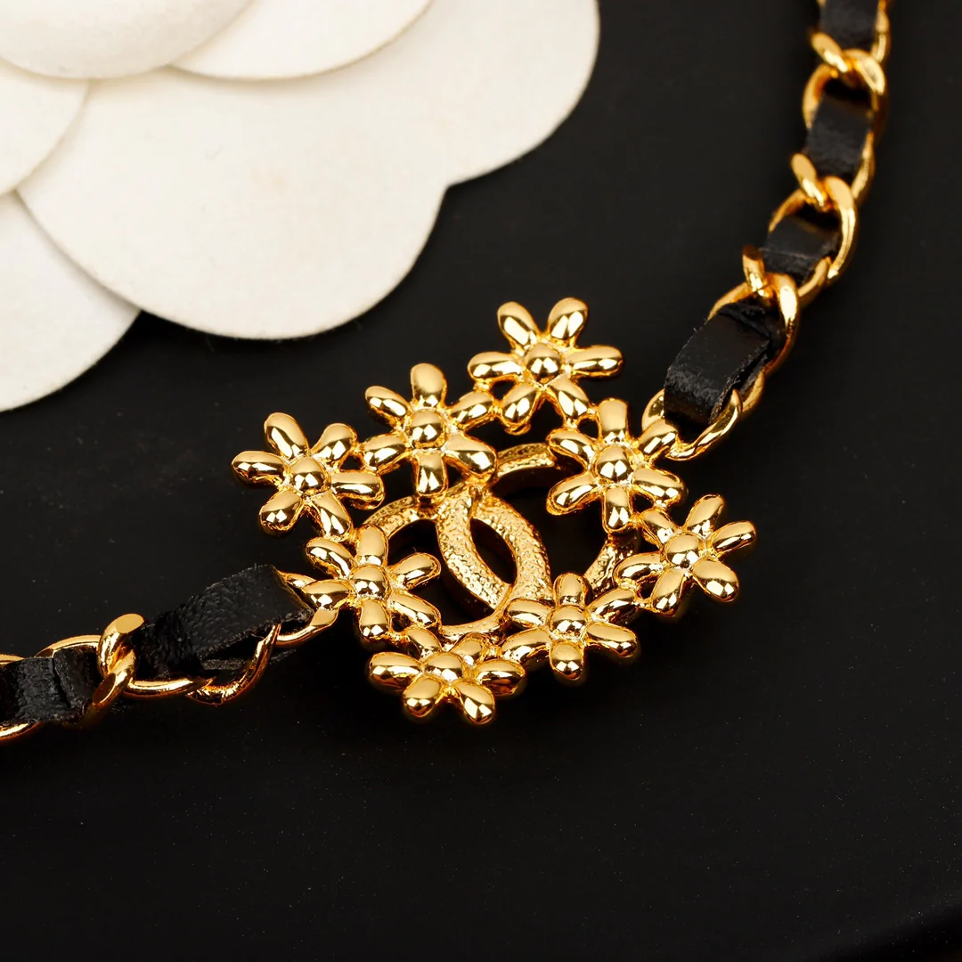 Chanel - Колье 387