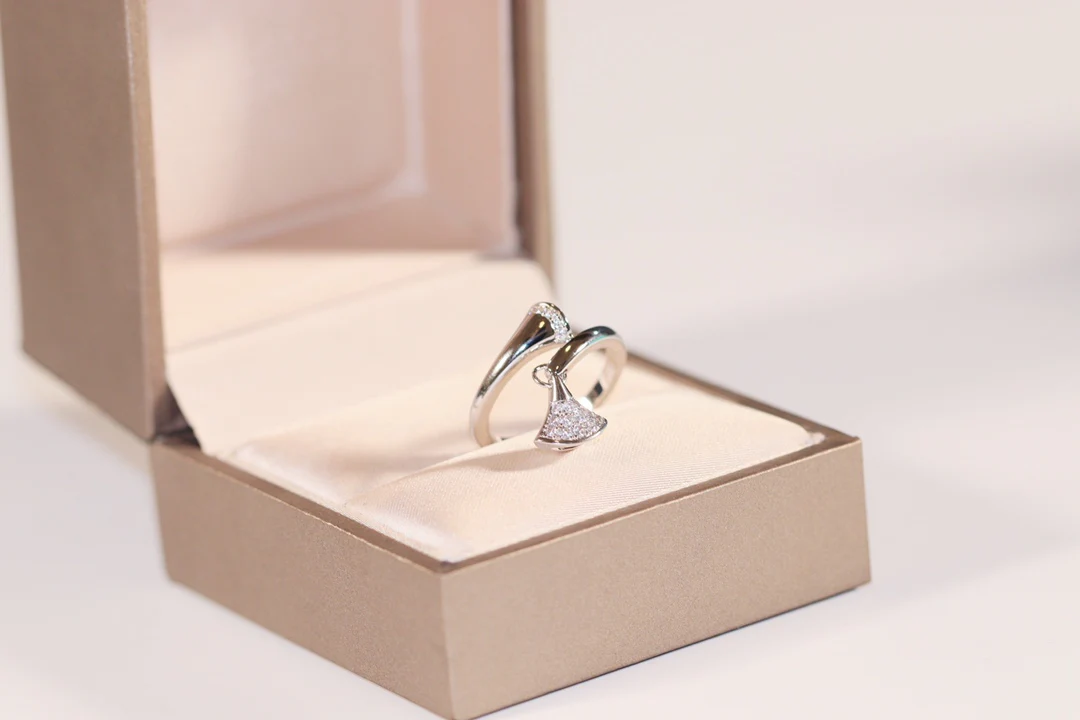 Кольцо Bvlgari - 53