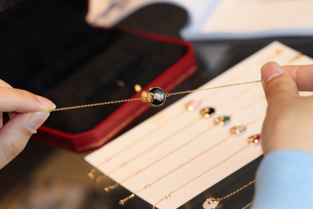 Браслет Cartier-Amulette