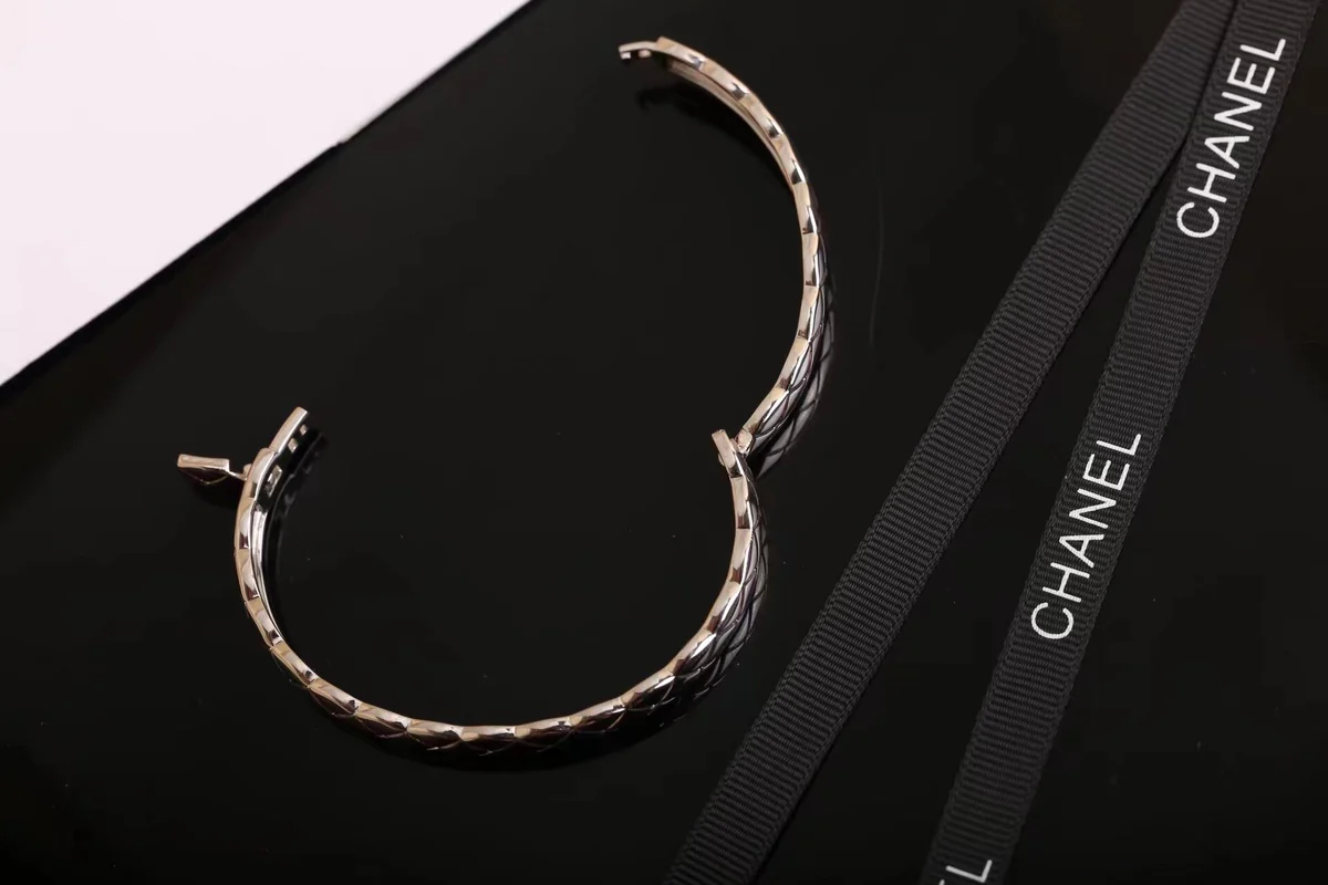 Браслет Chanel 109