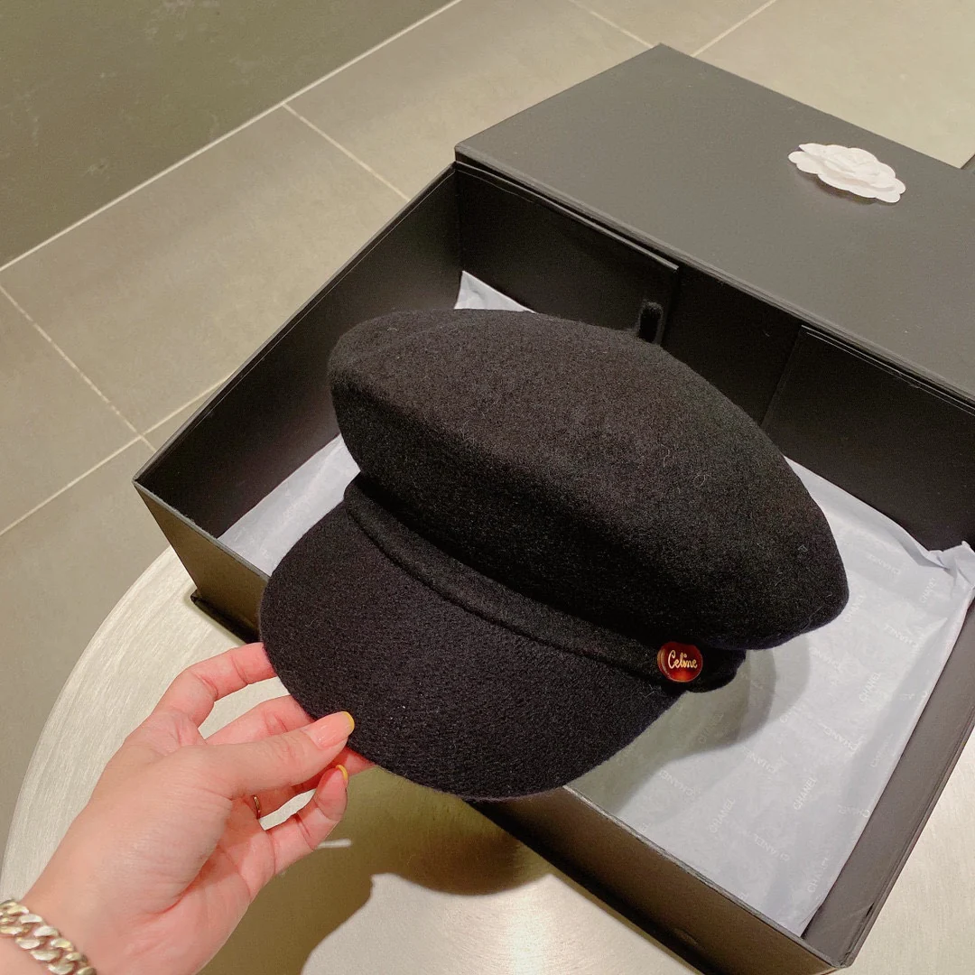 Шерстяной берет Celine - черный