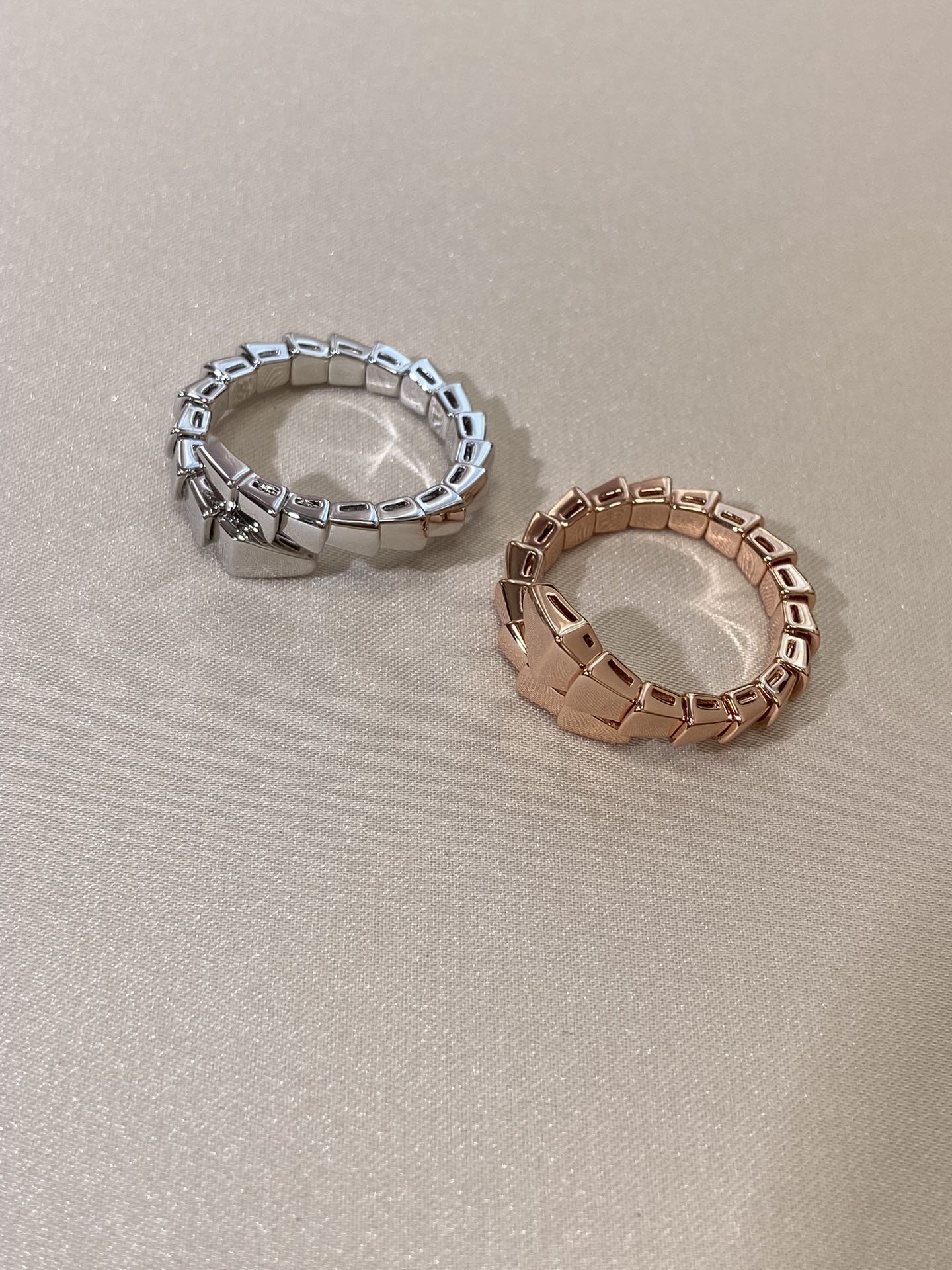 Кольцо Bvlgari 025