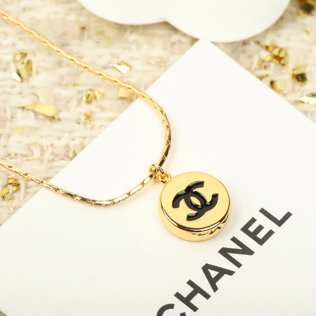 Chanel - Колье 532