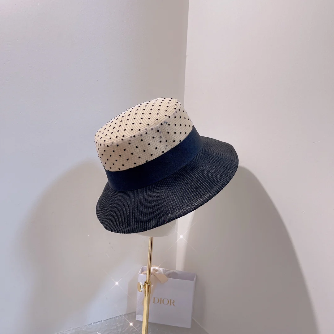 Dior - Элегантная рыбацкая шляпа ?Богиня? - Лоскутное шитье в горошек