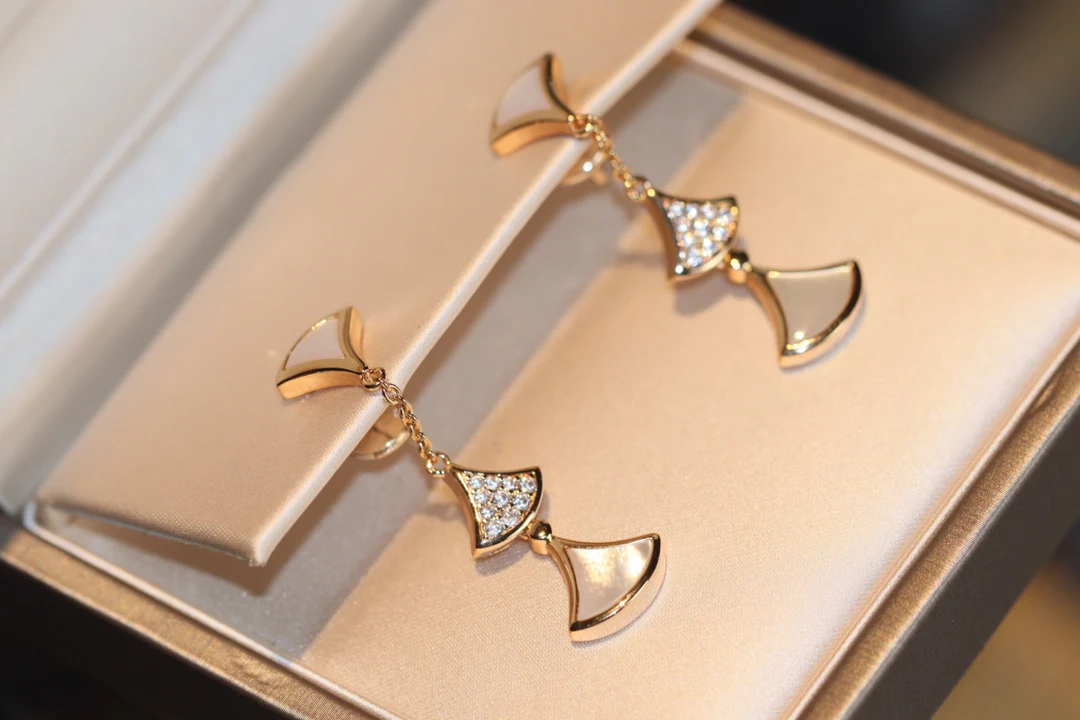 Серьги Bvlgari 030