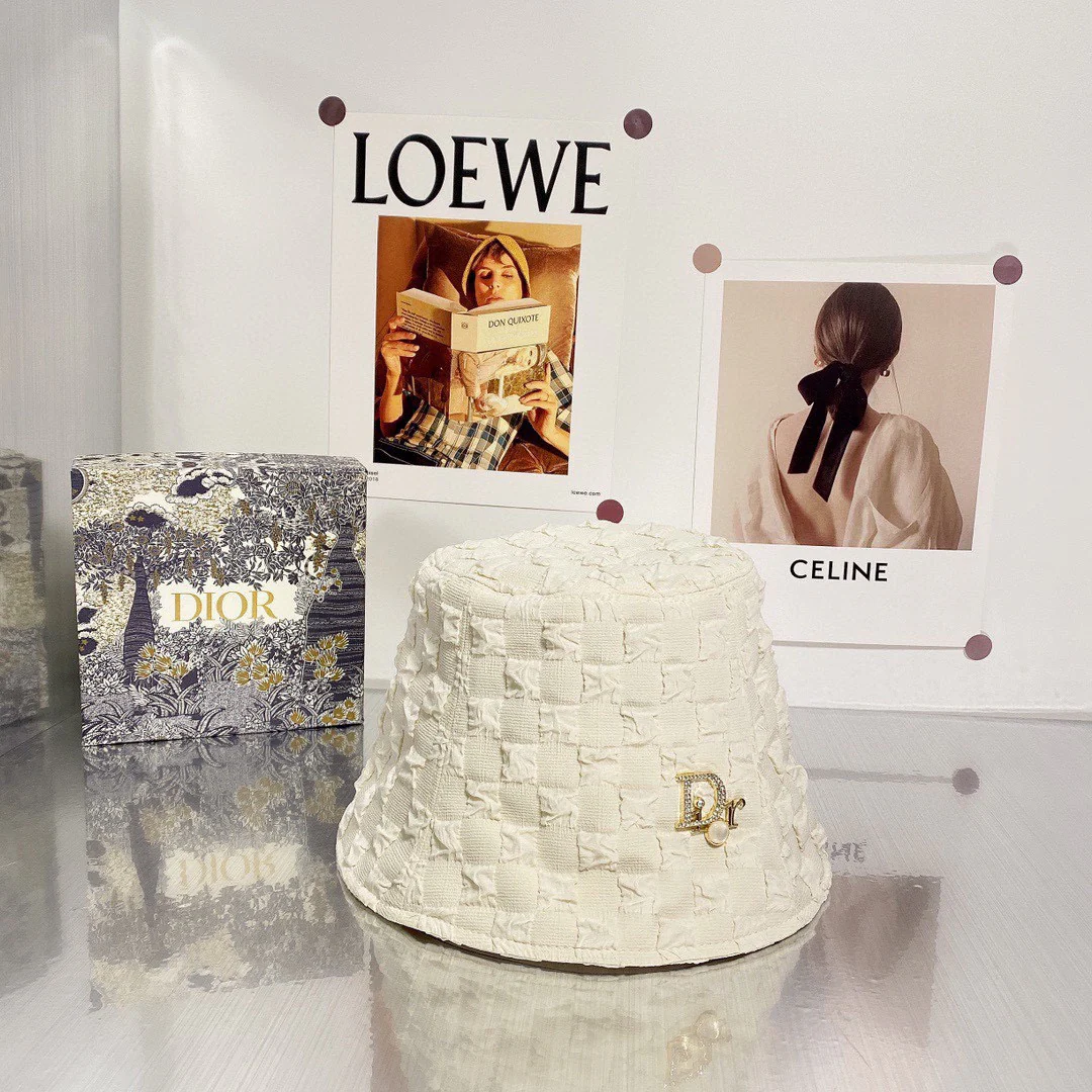 Dior - Клетчатая рыбацкая шляпа с лоскутным узором - 2 цвета