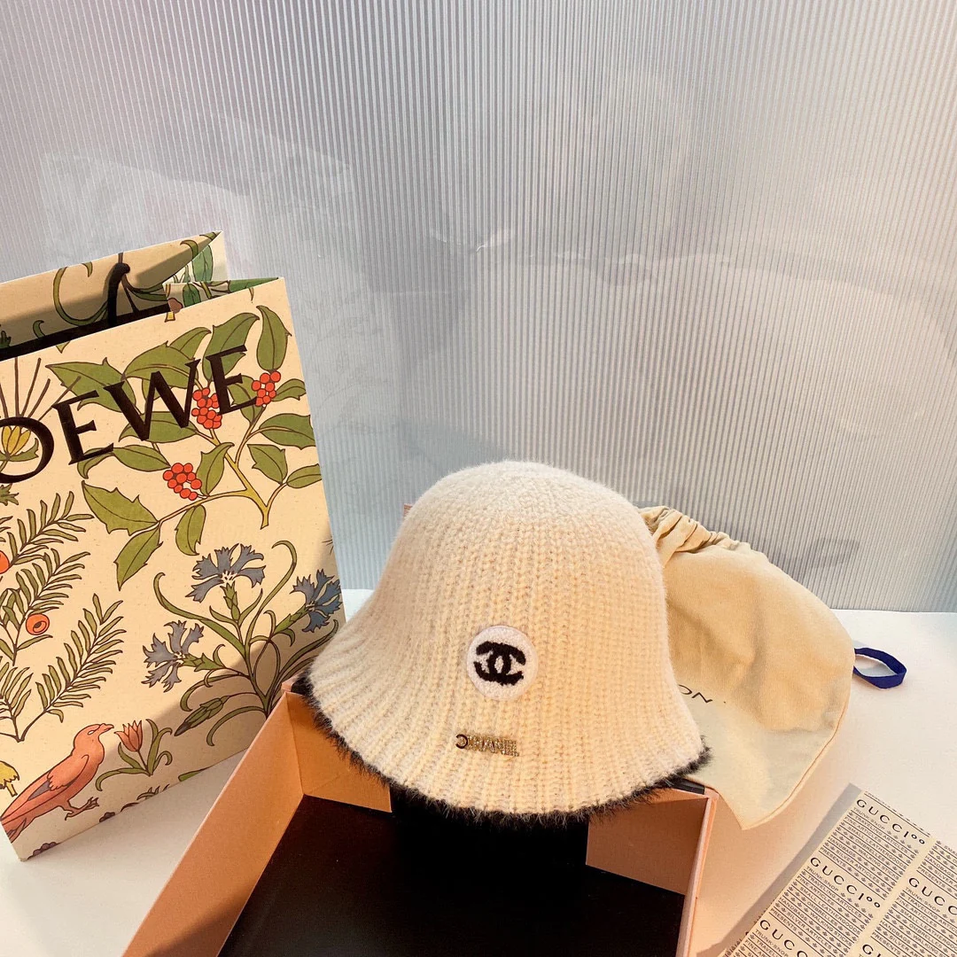 Рыбацкая шляпа из флиса Chanel - 1