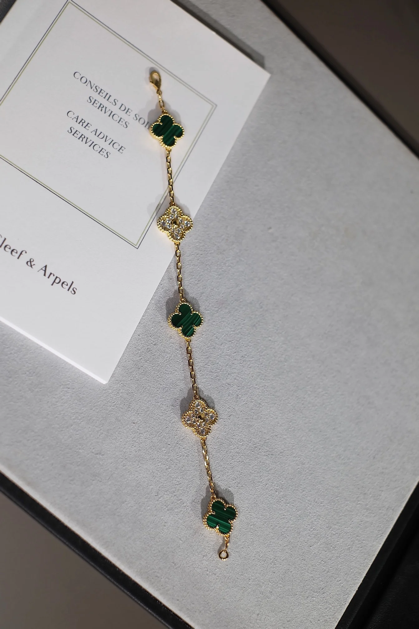 Van Vek - Браслет 079