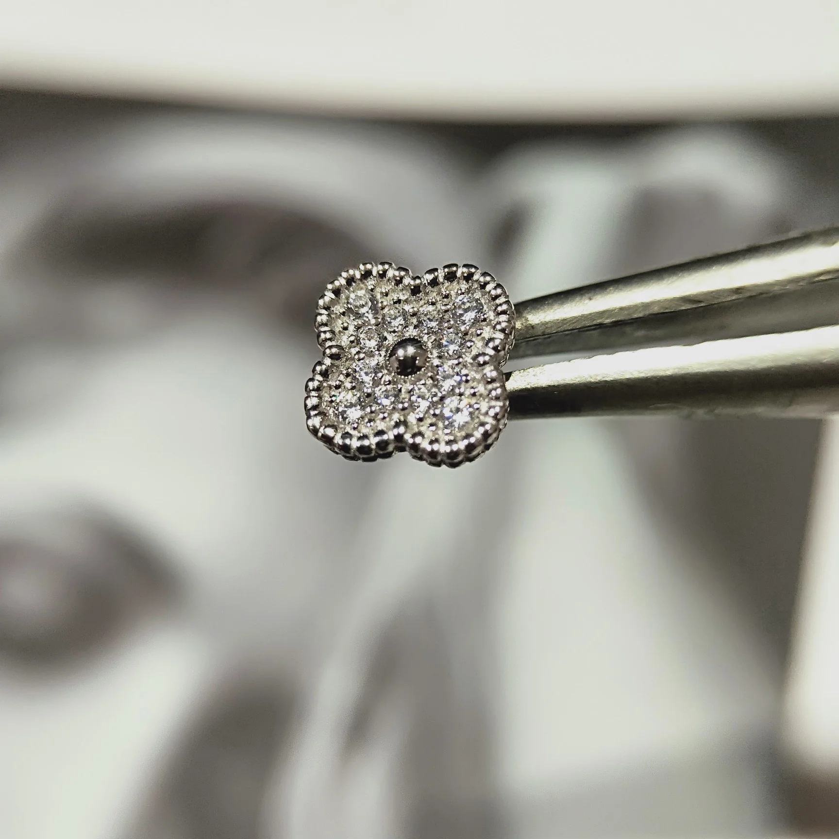 Серьги VCA 025