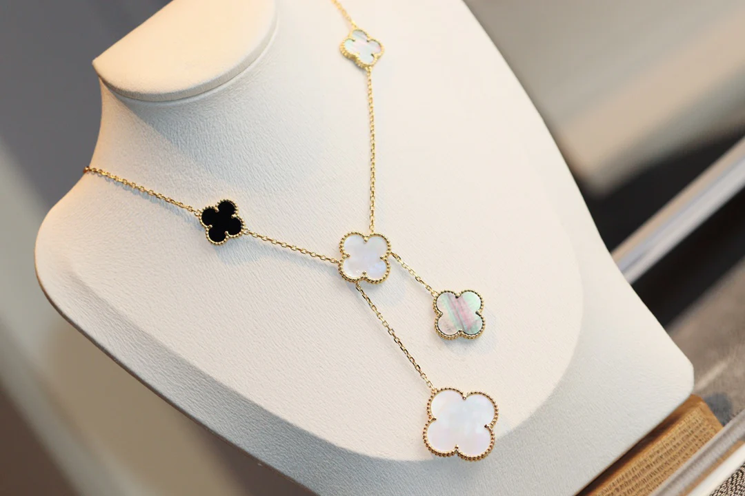 VCA-Ожерелье 013