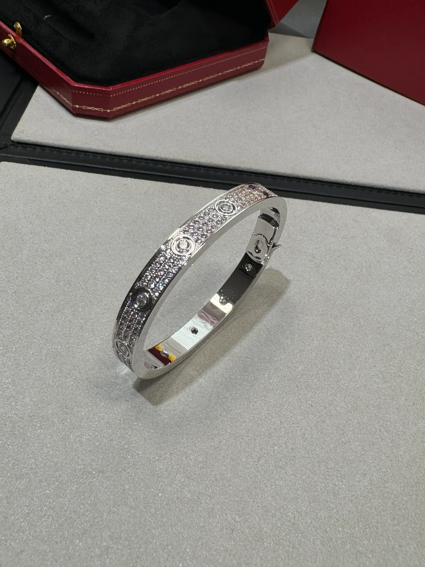 Браслет Cartier 044