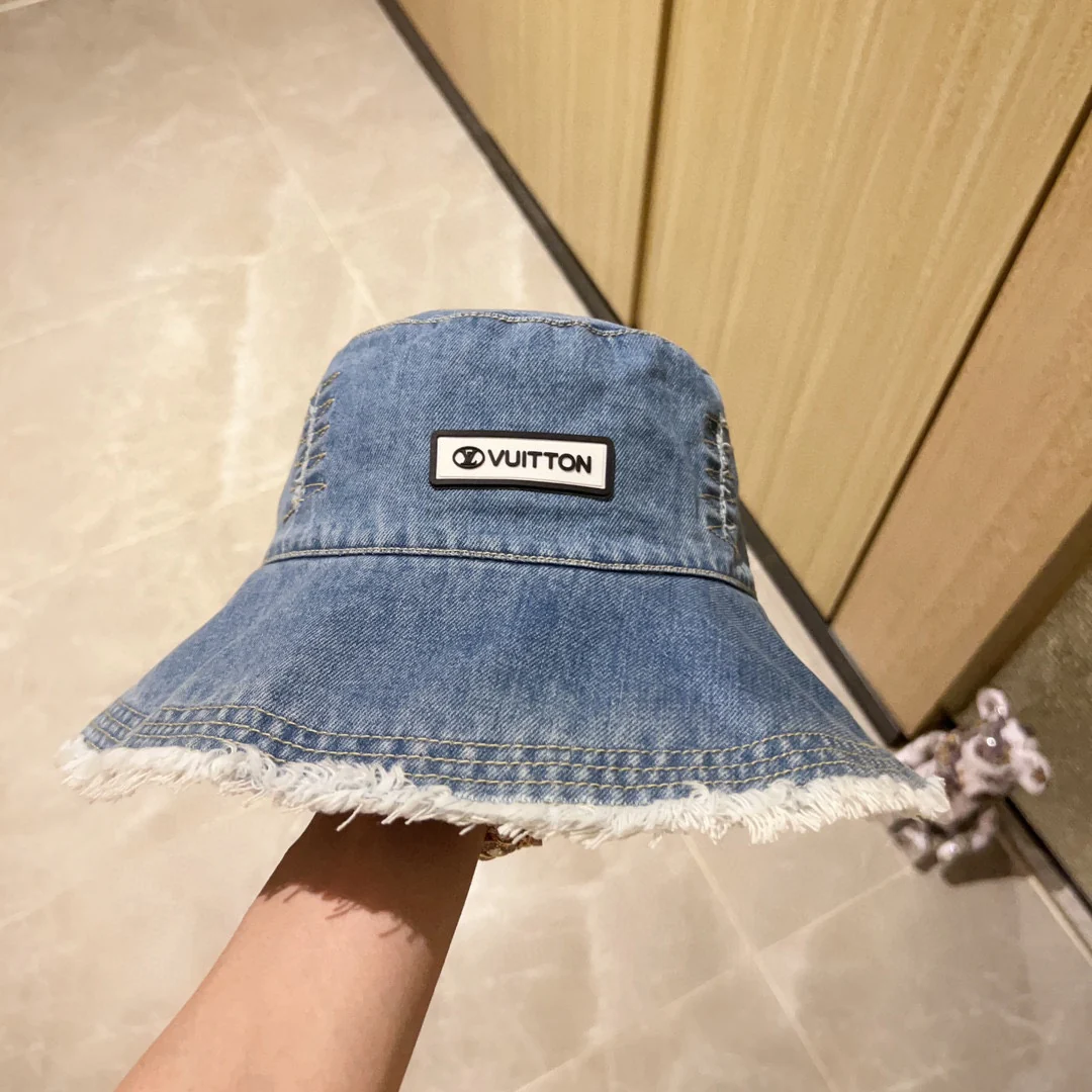 Новинка сезона весна/лето 2023 от LV - Джинсовая панама