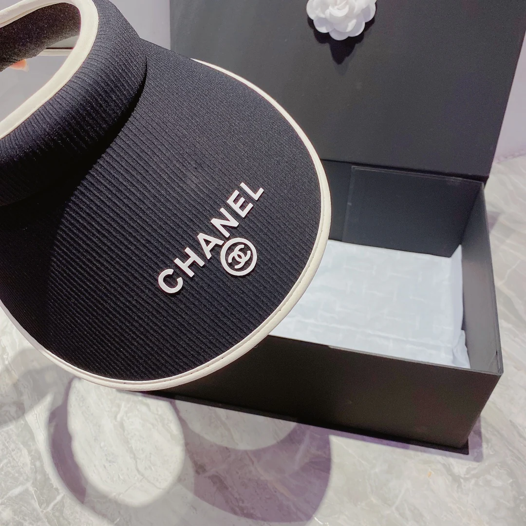 Солнцезащитная шляпа Chanel с открытым верхом - 5