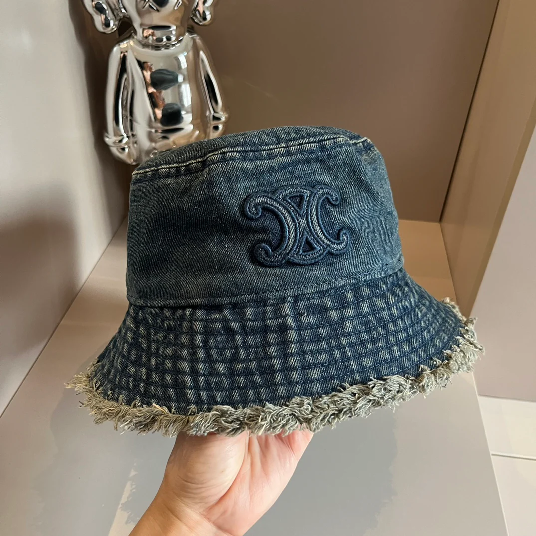 Панама из рваной джинсовой ткани с логотипом Celine