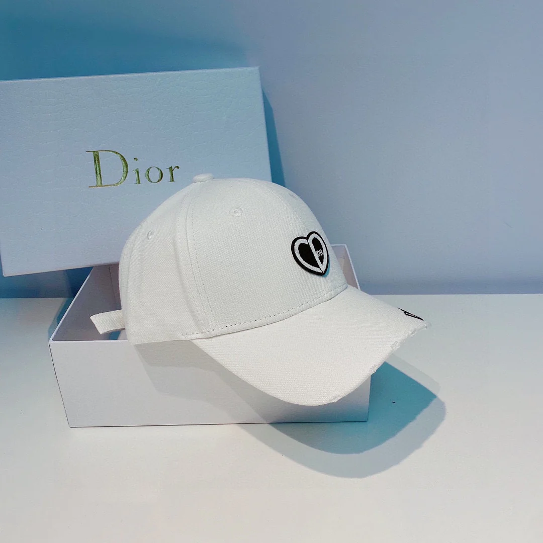 Новая бейсболка Dior весна/лето - 1