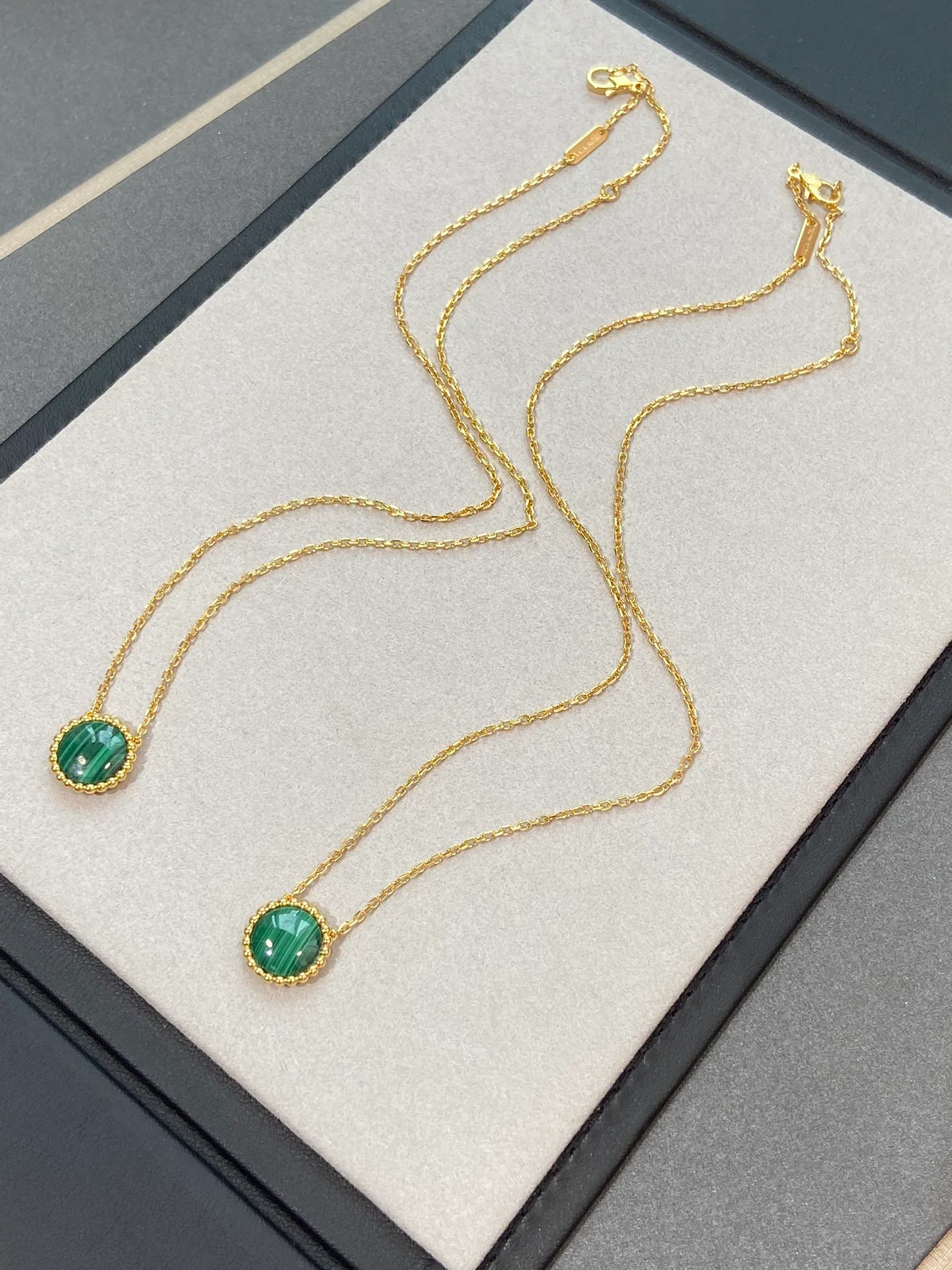 Van Ville - Колье 084