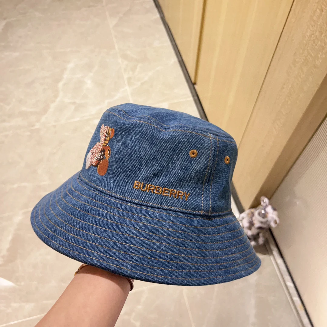 Новая джинсовая панама Burberry 