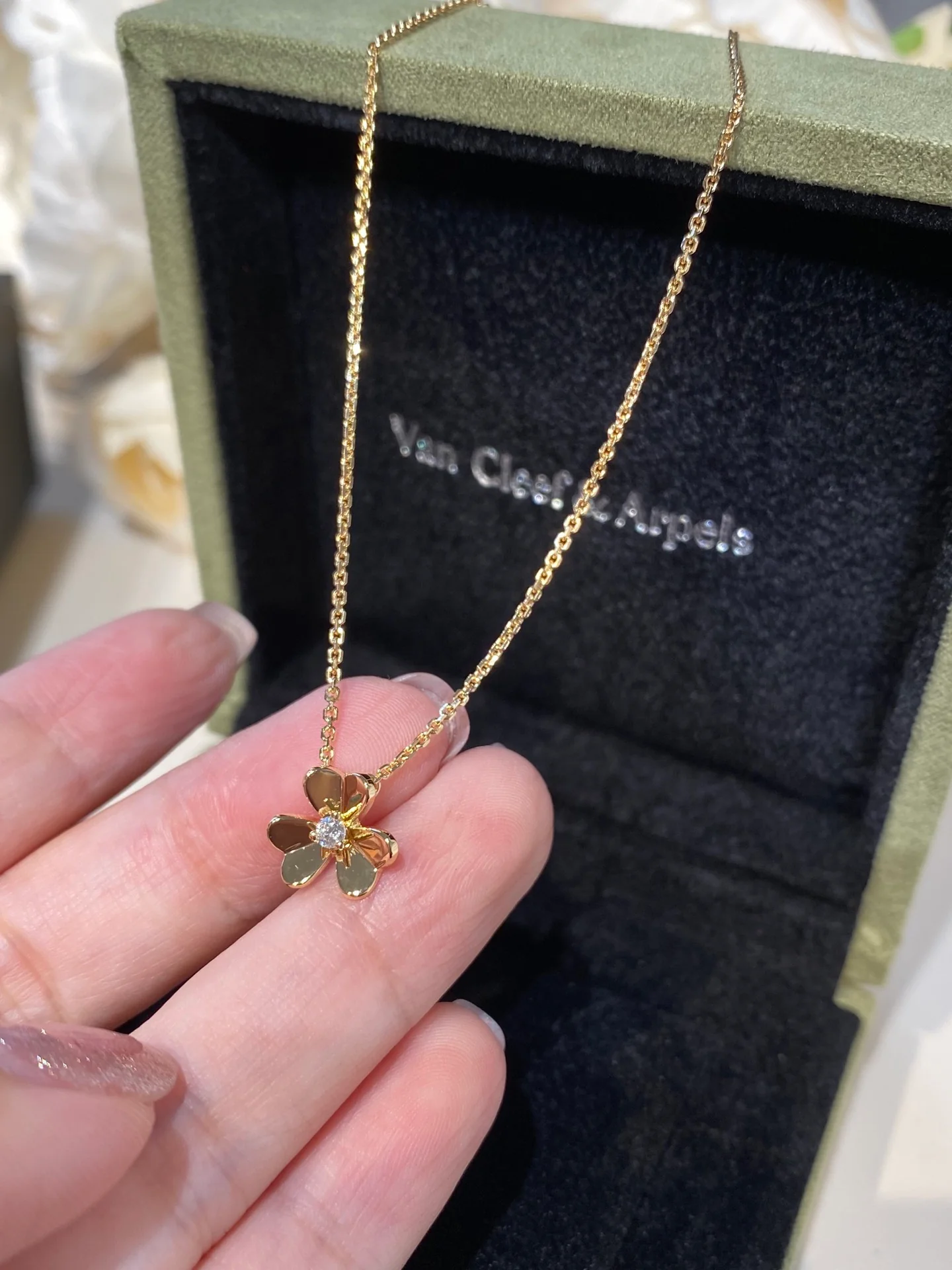 VCA-Ожерелье-70