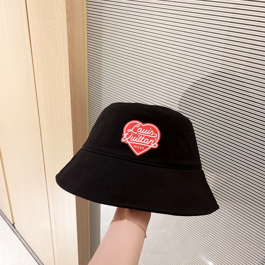 LV - Новая панама с логотипом в виде сердца - 3 цвета