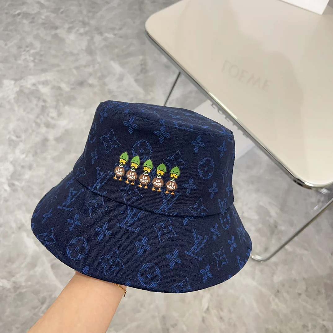 Панама LV 2024 New Classic Monogram — синяя