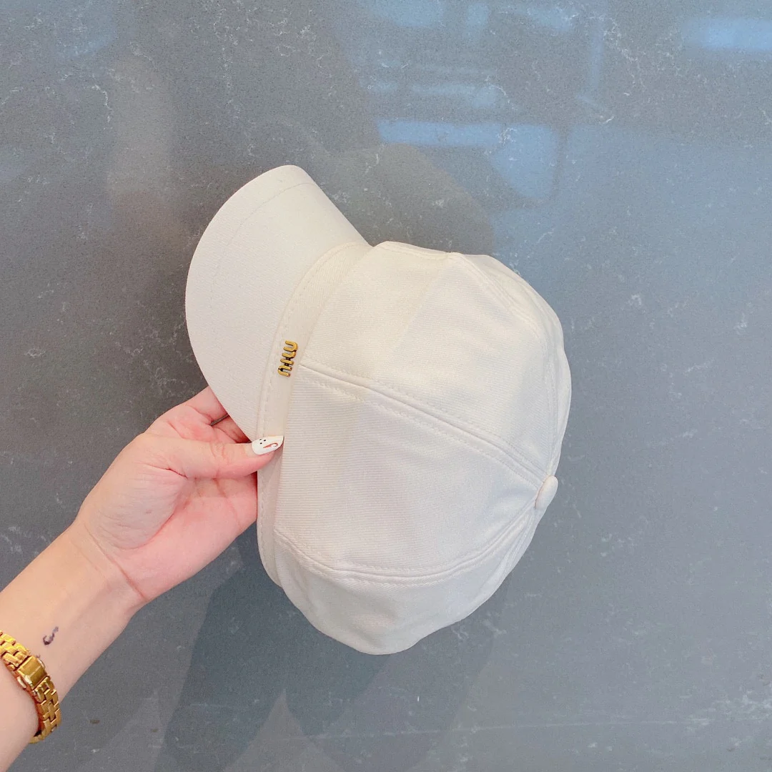 Miu Miu - Белый бейсбольный берет