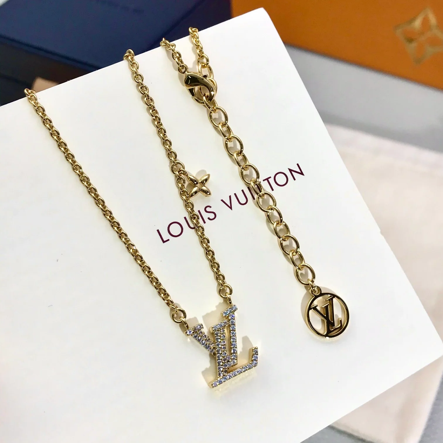 LV-Ожерелье 018