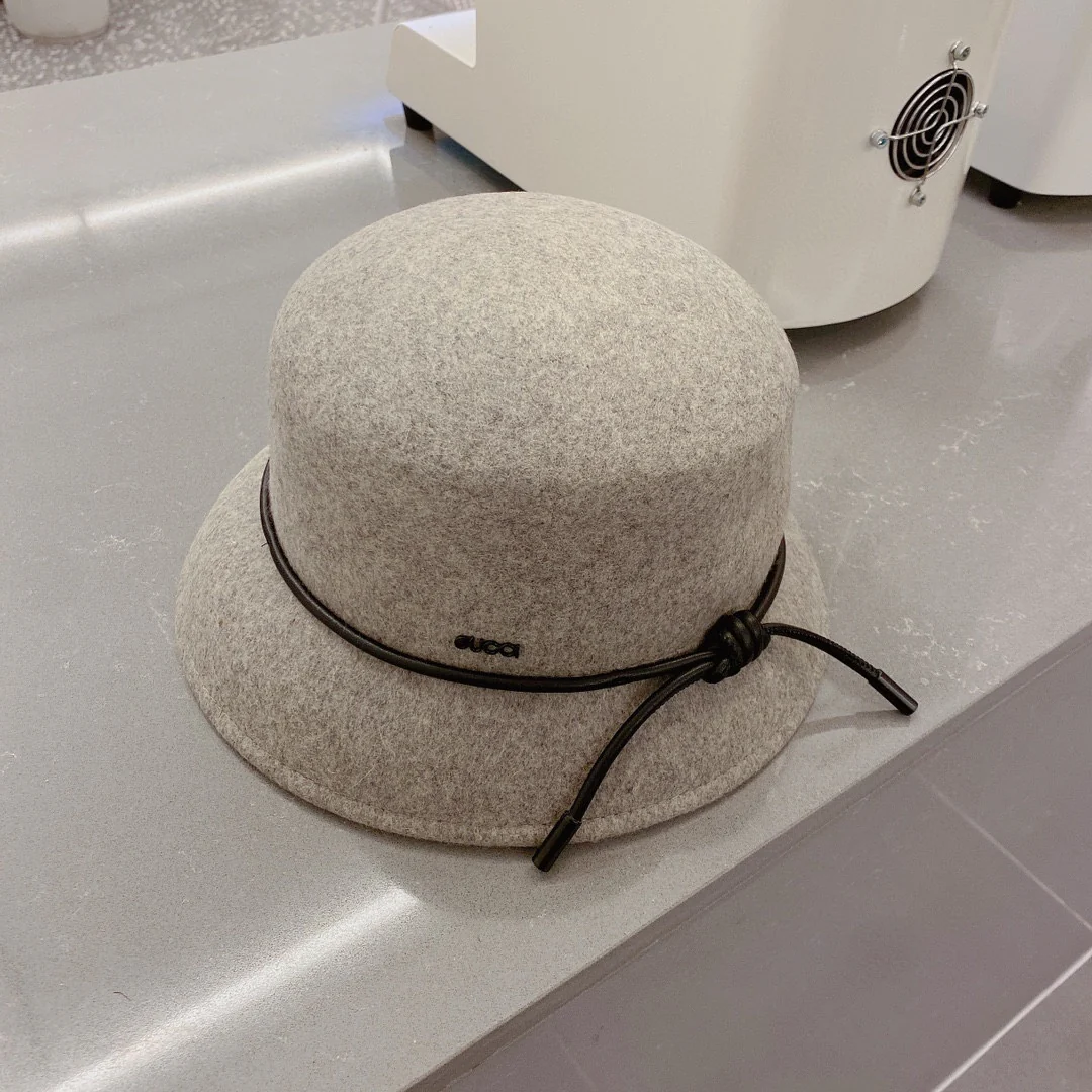 Шерстяная шапка Gucci - серая