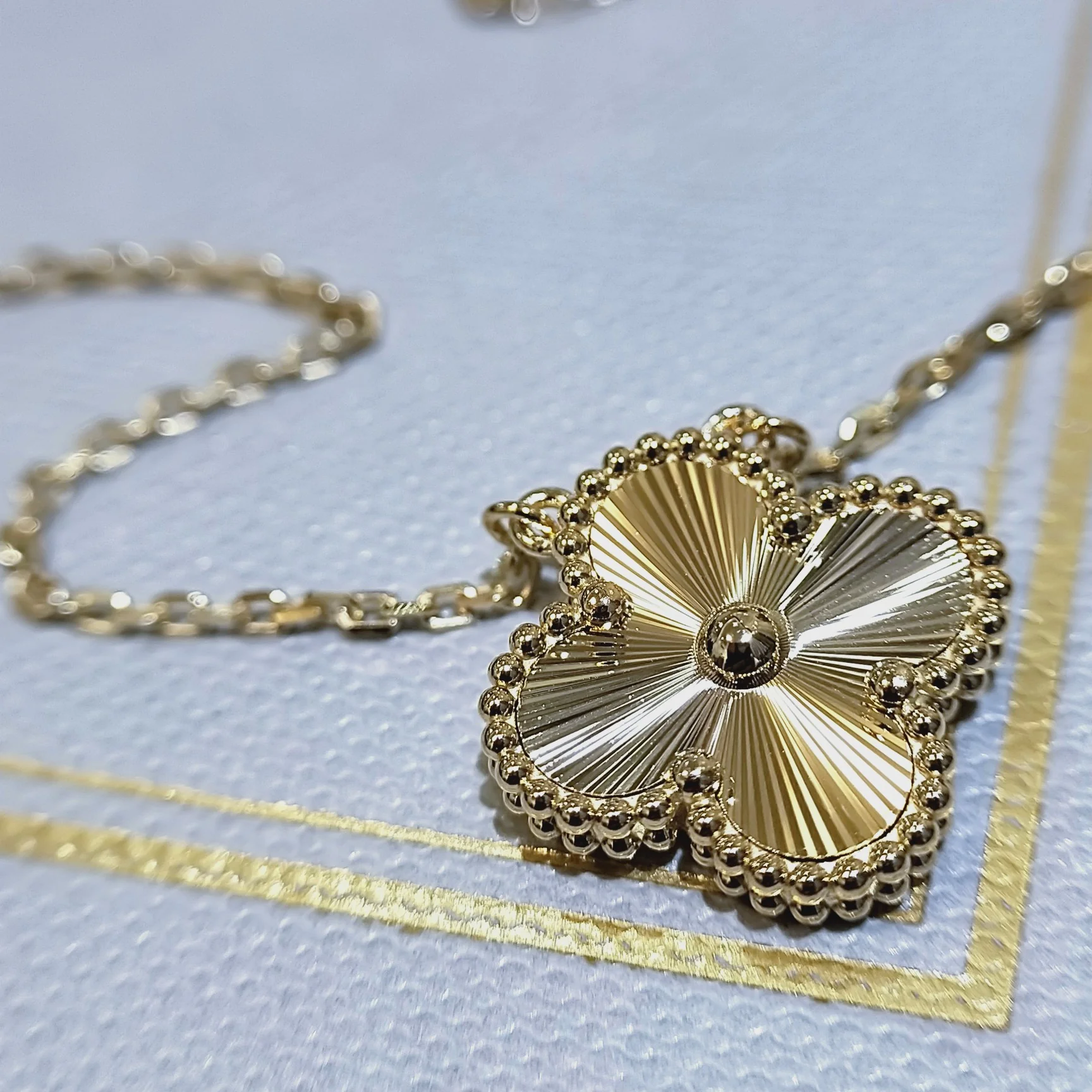 Van Ville - Колье 074