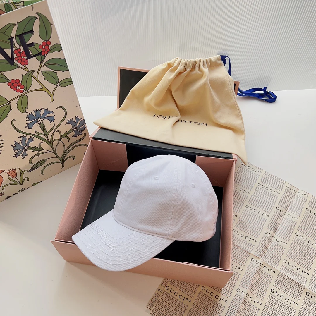 Бейсболка Balenciaga