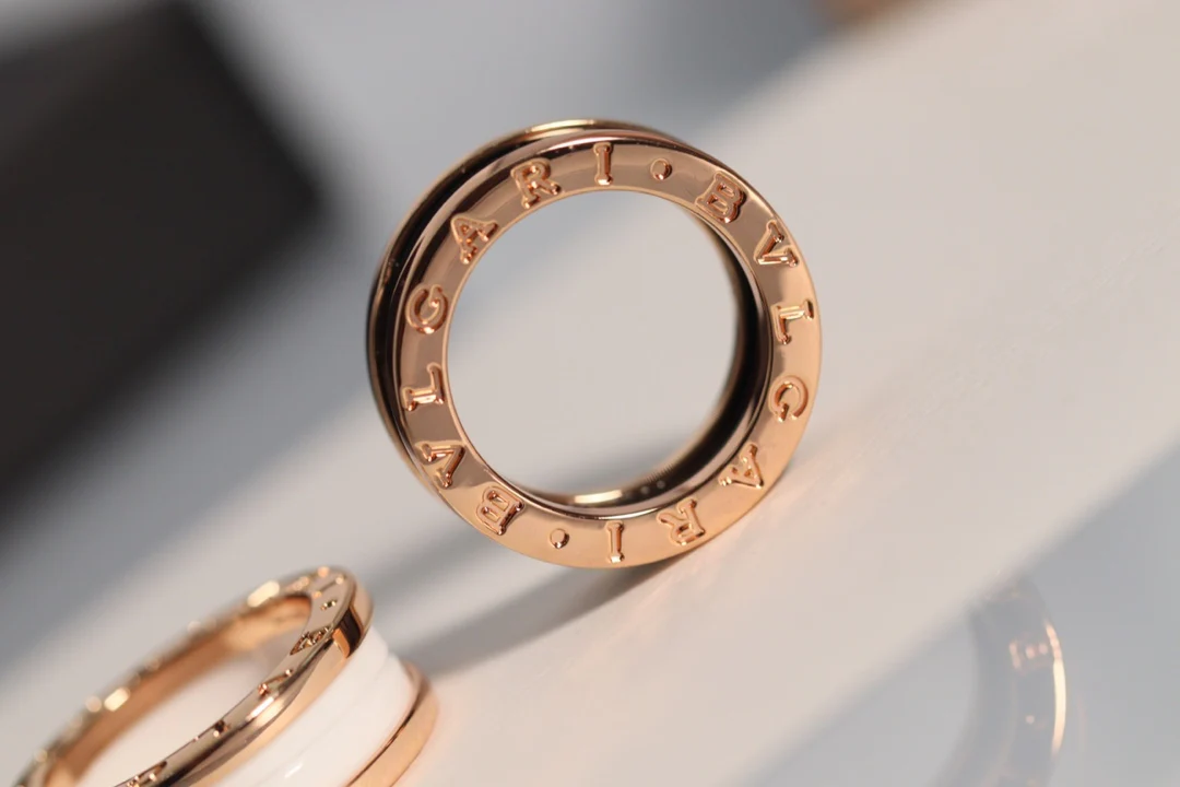 Кольцо Bvlgari 033