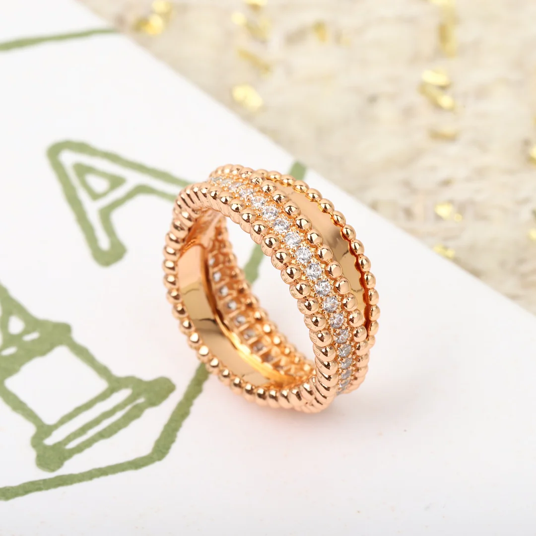 Ван Век - Кольцо 024