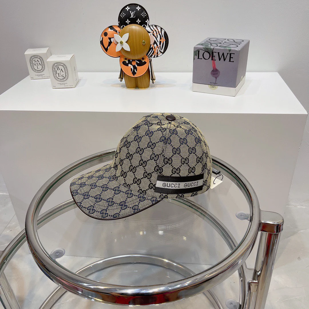 Gucci - Новая бейсболка с вышитой двойной буквой G - Кофейный цвет