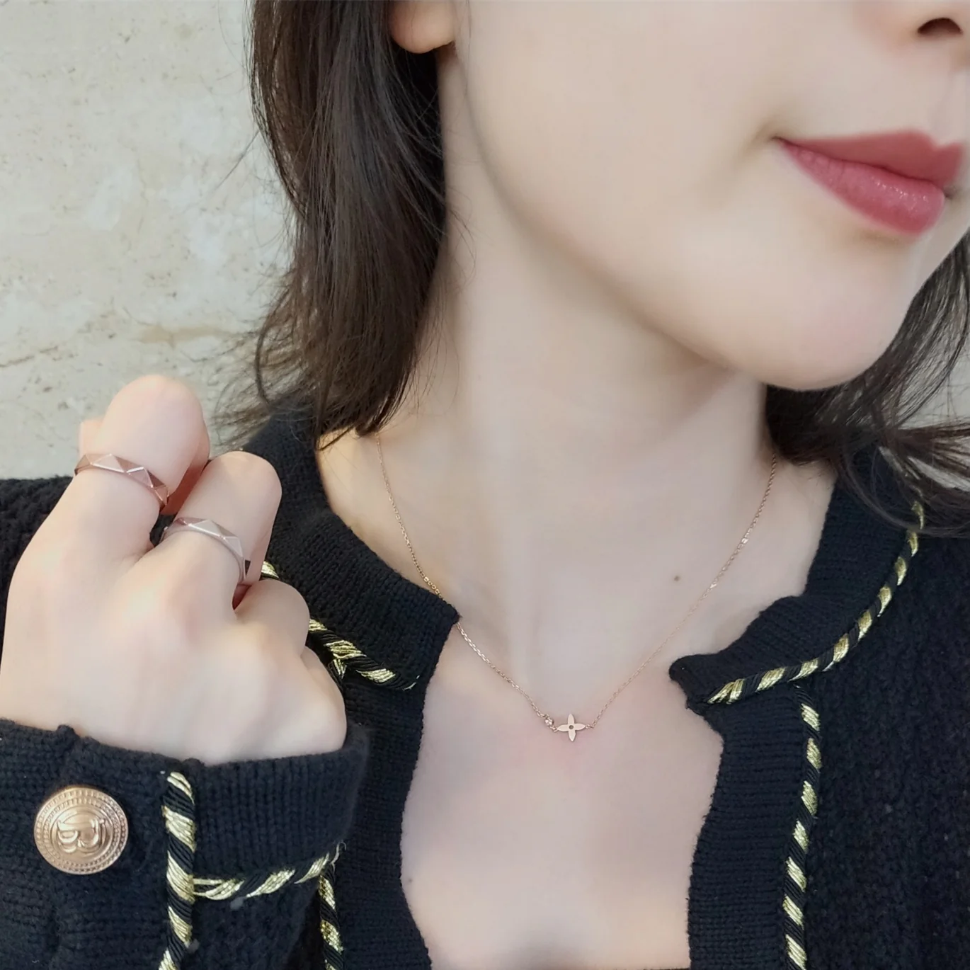 LV-Ожерелье 092