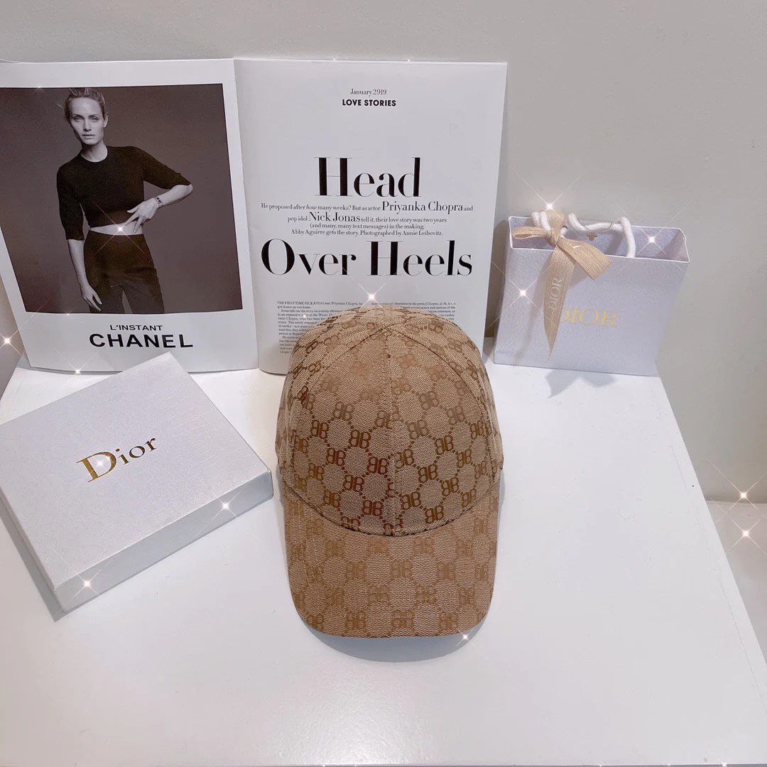 Balenciaga x Vintage - Коллаборация: бейсболка (синхронизация с официальным сайтом)